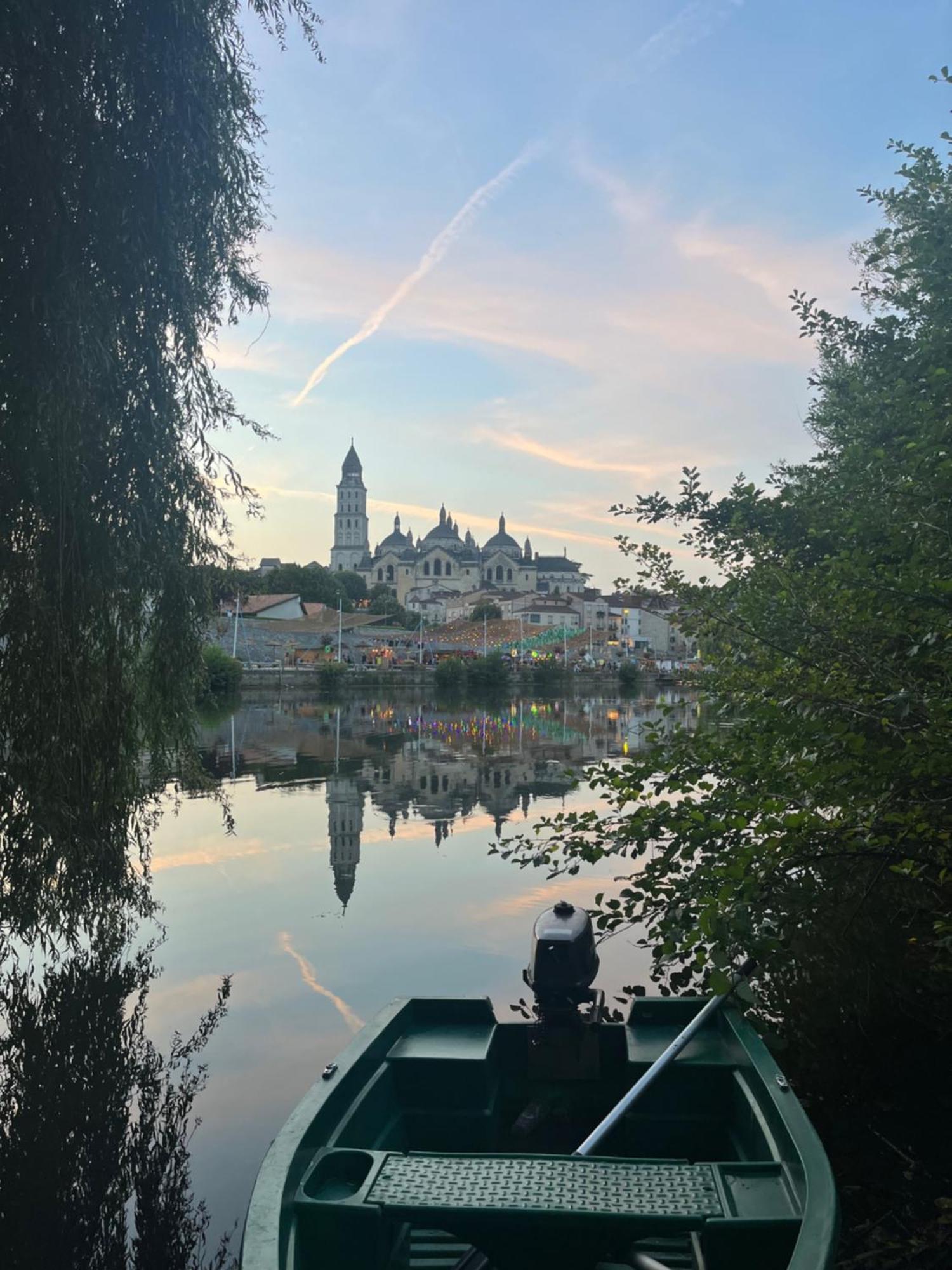 Balcon Sur La Riviere Lejlighed Périgueux Eksteriør billede